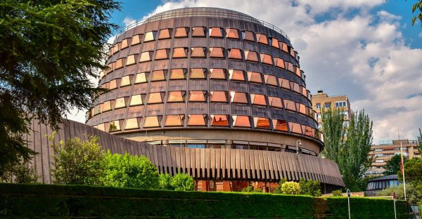 El Constitucional permite a una madre impugnar la reducción de condena del agresor sexual de su hija menor